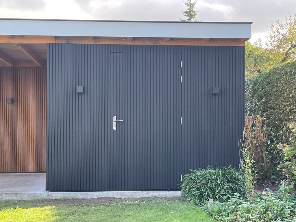 Poolhouse veranda + berging