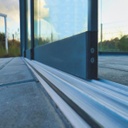 Metallook glazen schuifwanden | Breedte tot 600cm x Hoogte tot 250cm | Dubbel schuivend