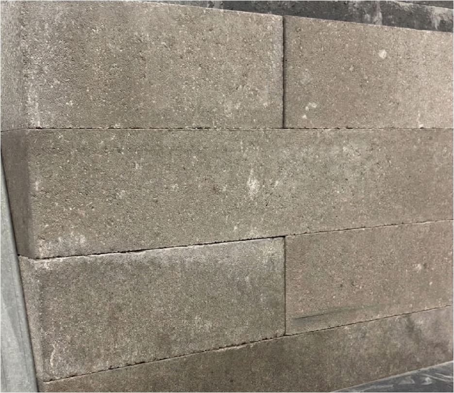 Lineablock small Taupe | 12x10x60cm