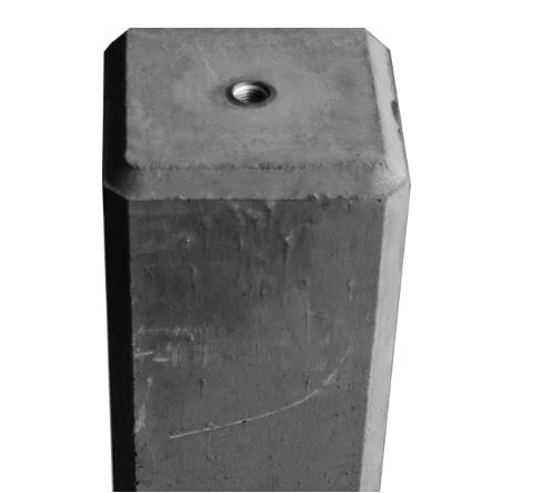 Betonpoer met facetrand met M16 schroefhuls
